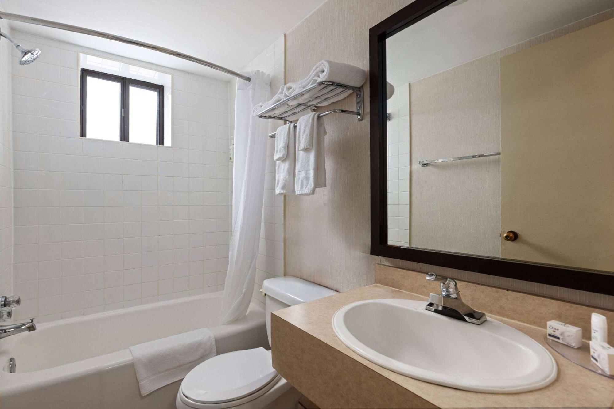 Travelodge By Wyndham Thunder Bay On Εξωτερικό φωτογραφία