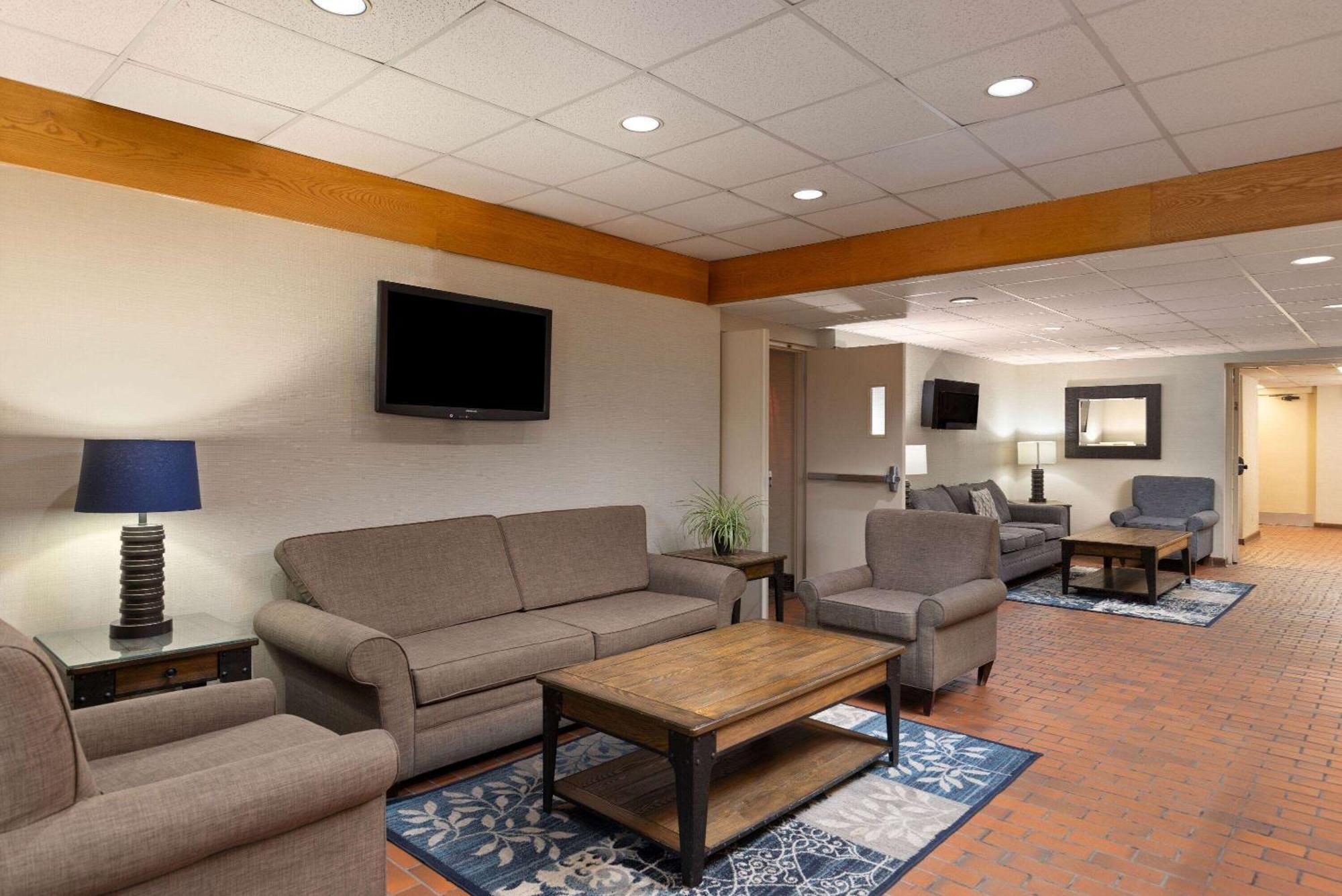 Travelodge By Wyndham Thunder Bay On Εξωτερικό φωτογραφία